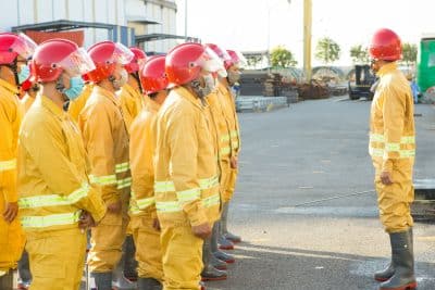 Fire safety and rescue drill for officers and workers of Viet Han Engineering