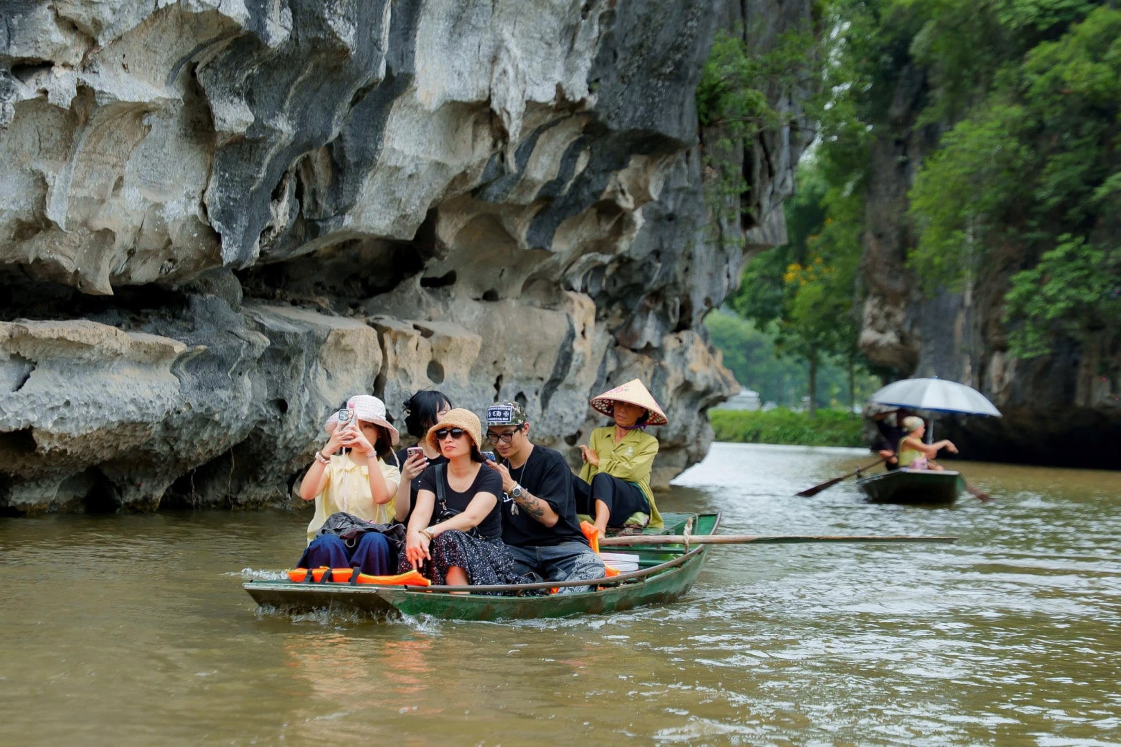 Việt Hàn Engineering 2025: Chuyến Du Hè Ninh Bình – Kết Nối Để Vươn Xa 8 Z6697234505543 8f4994dff57fba98df1399ec5a16c988